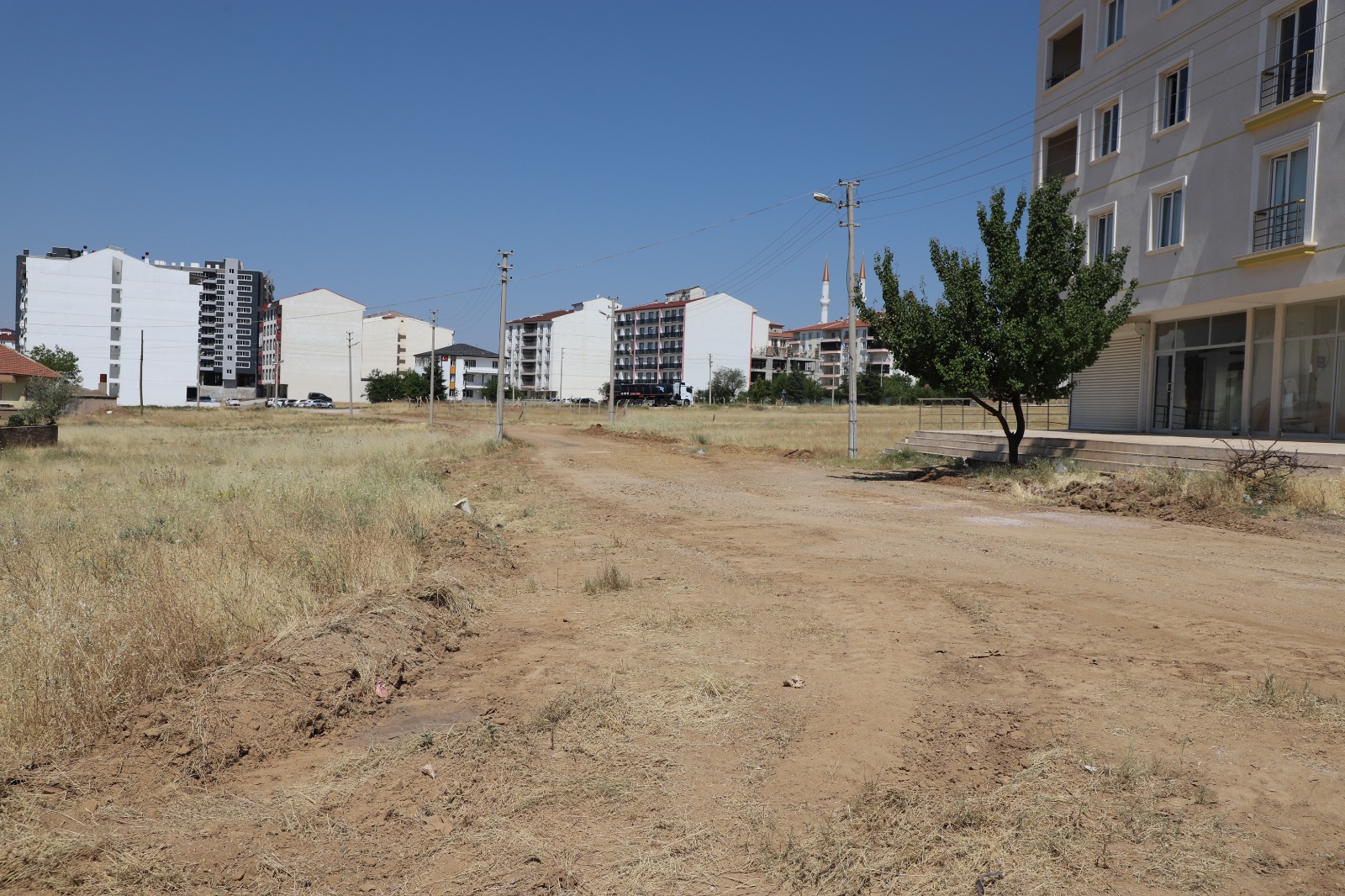 yol-calismalarimiz-devam-ediyor